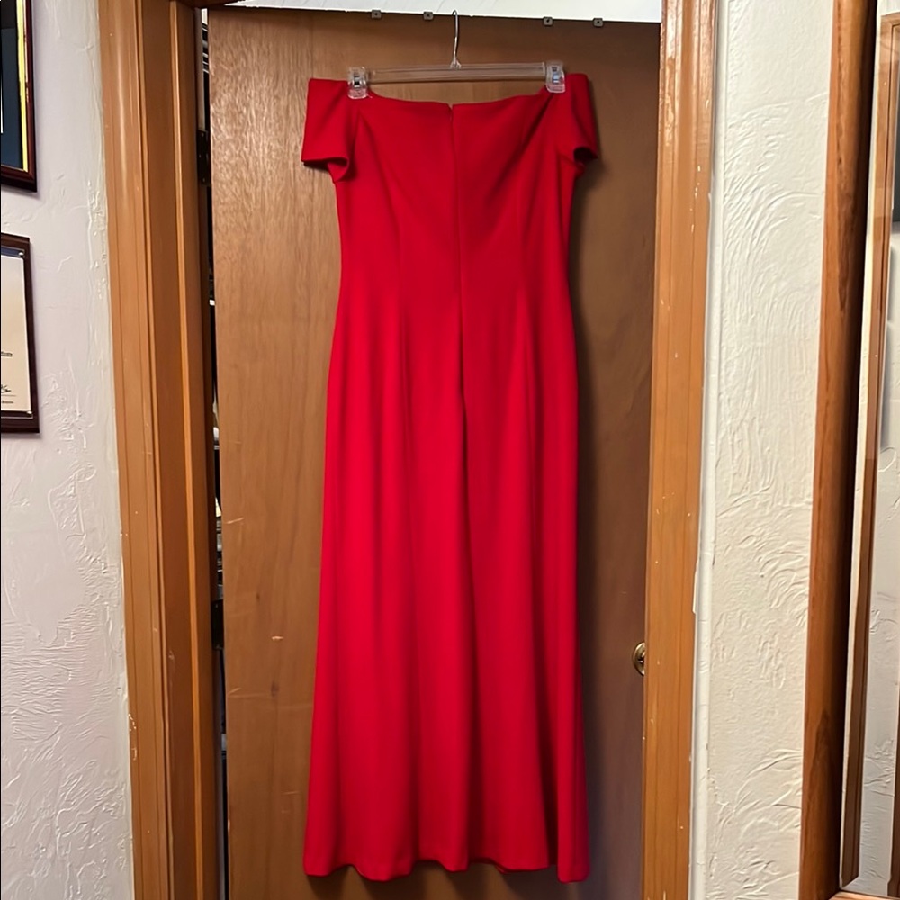 Calvin Klein Elegant Red Off-Shoulder Dress - Picture 3 of 4